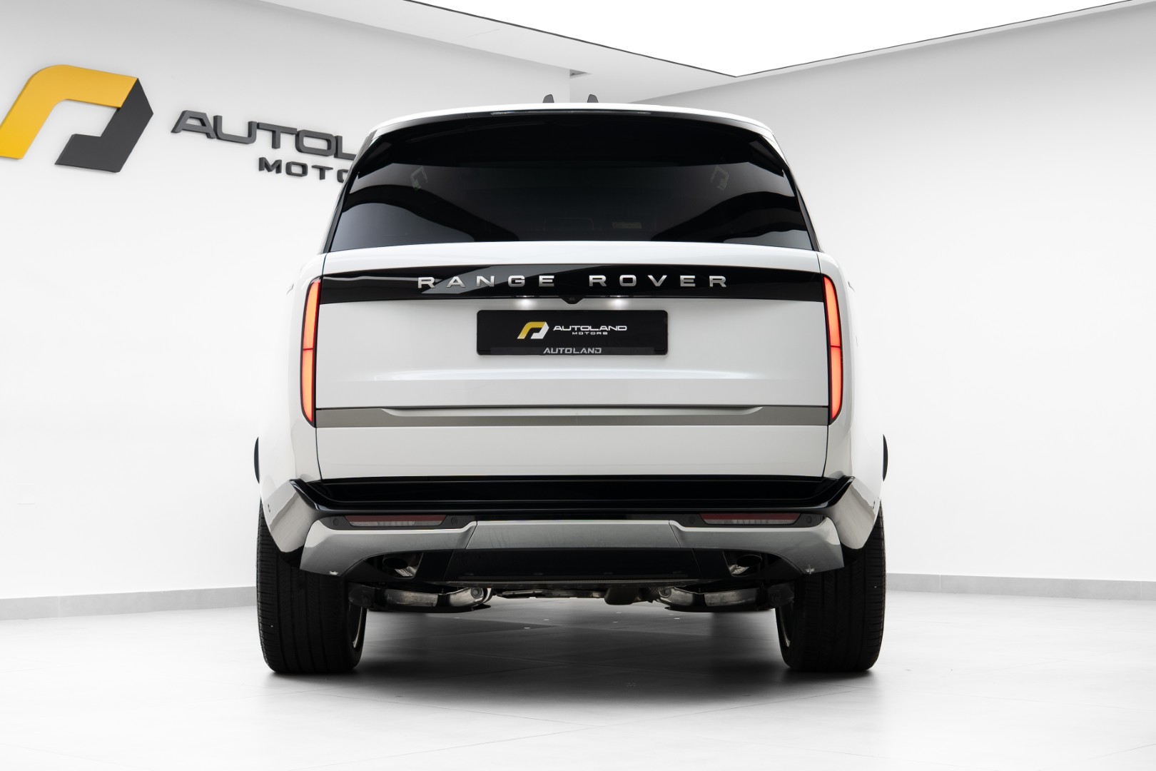 2025 RANGE ROVER P400 HSE | MAIN DEALER WARRANTY 5 YEARS